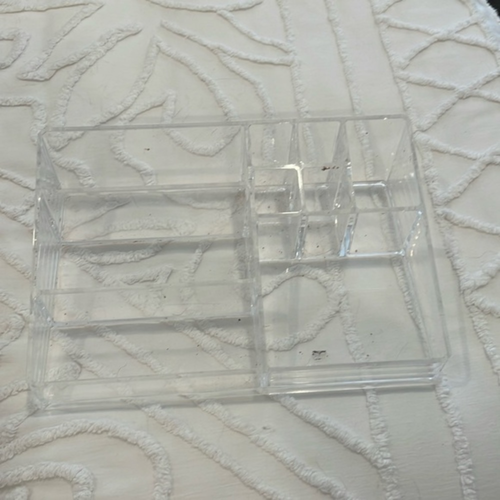 Acrylic clear make up organizer